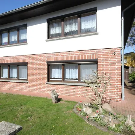 Apartment Anikas 1 *